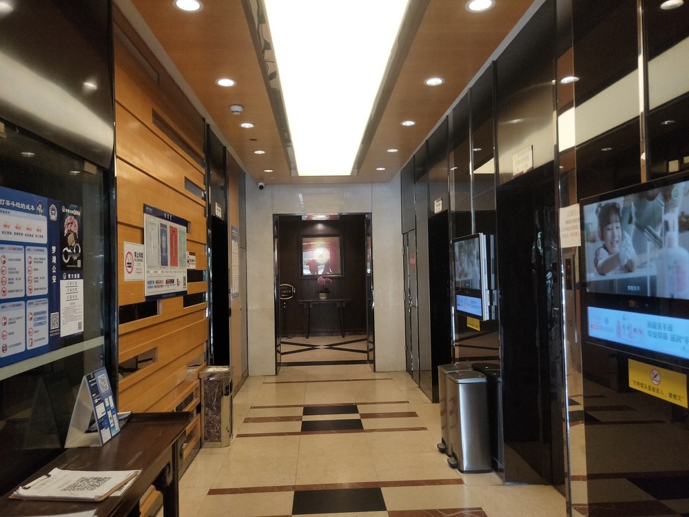 电梯厅1